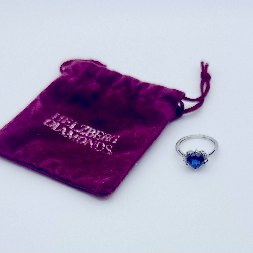 Helzberg Diamonds Blue and Silver Sapphire Ring size 6